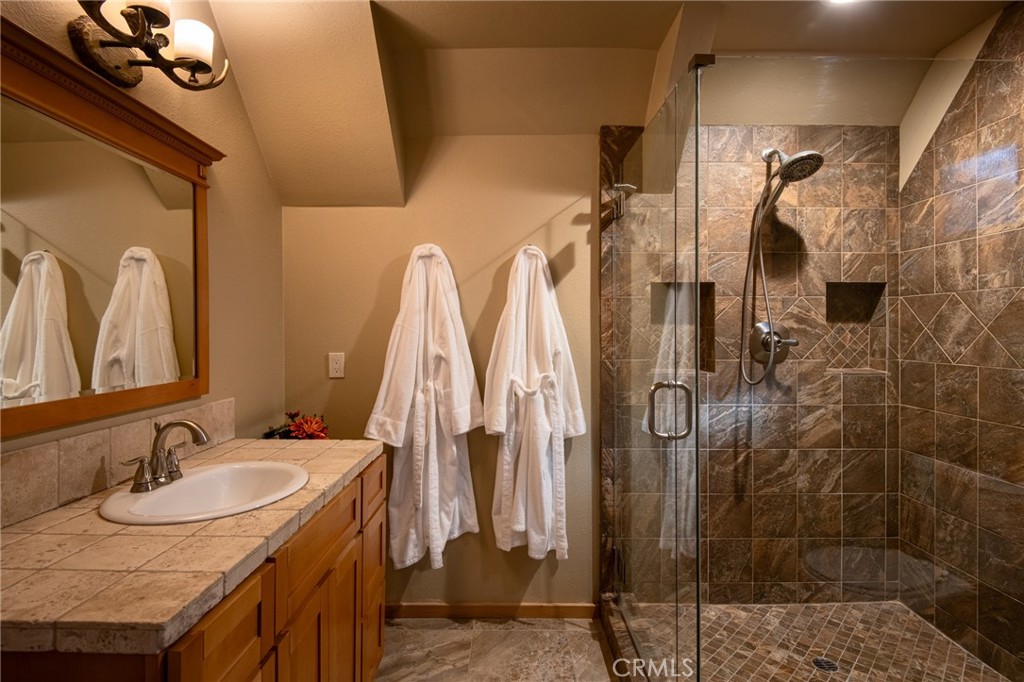 26621 Thunderbird Property Photo 18