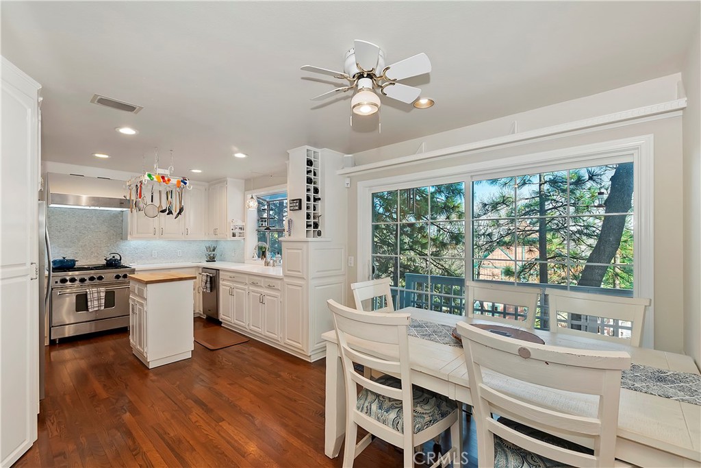 27832 St Bernard Property Photo 8
