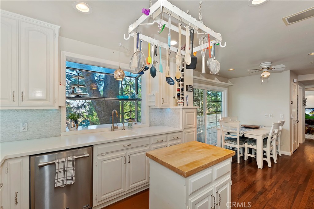 27832 St Bernard Property Photo 12