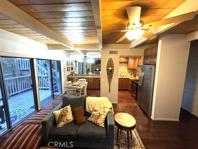 207 Cool Creek Property Photo 4
