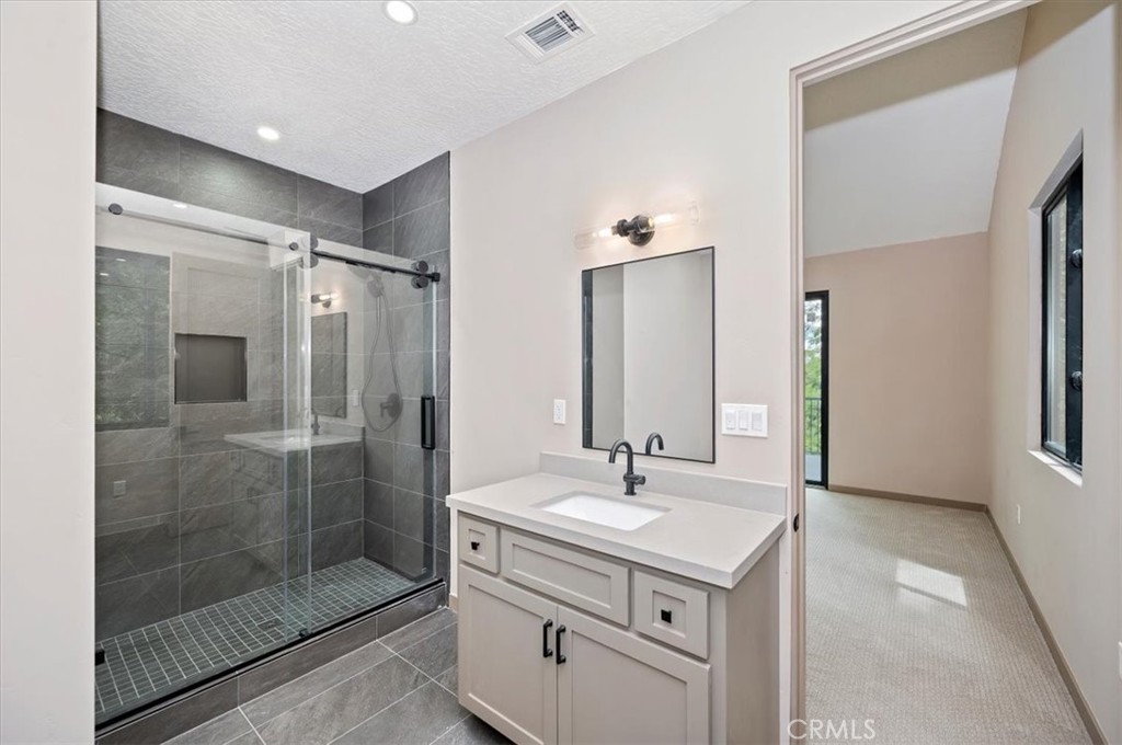 28986 Alder Terrace Property Photo 30