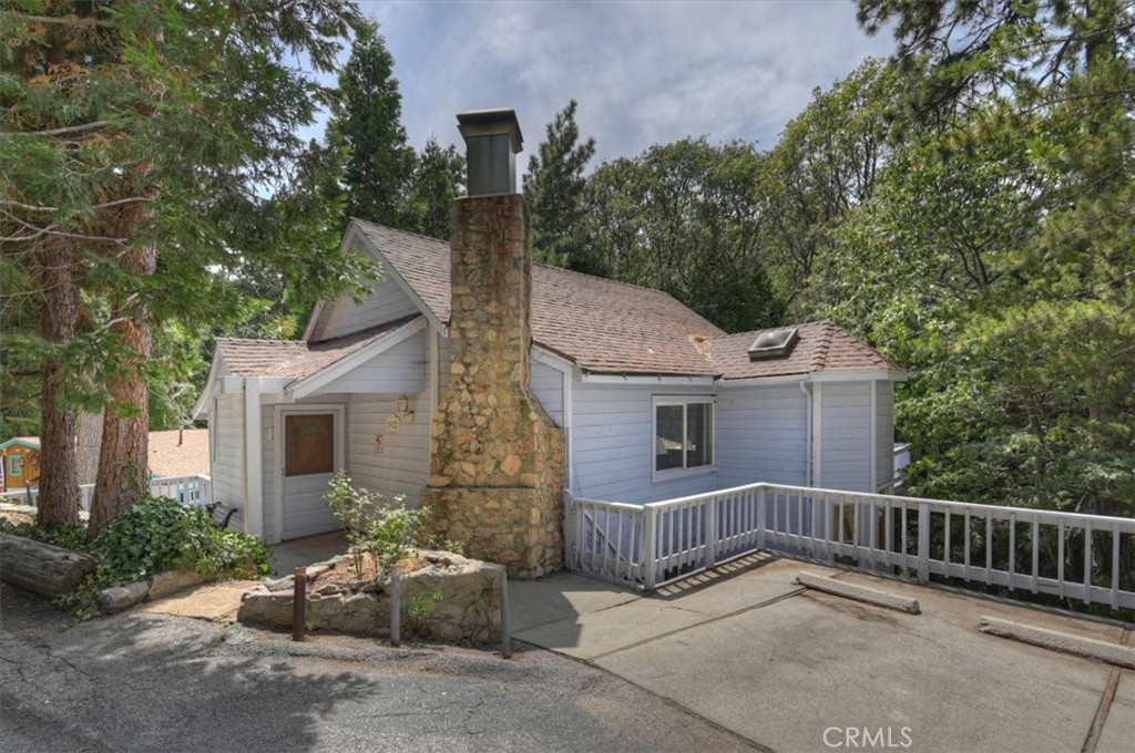 932 Cedar Drive Property Photo 1