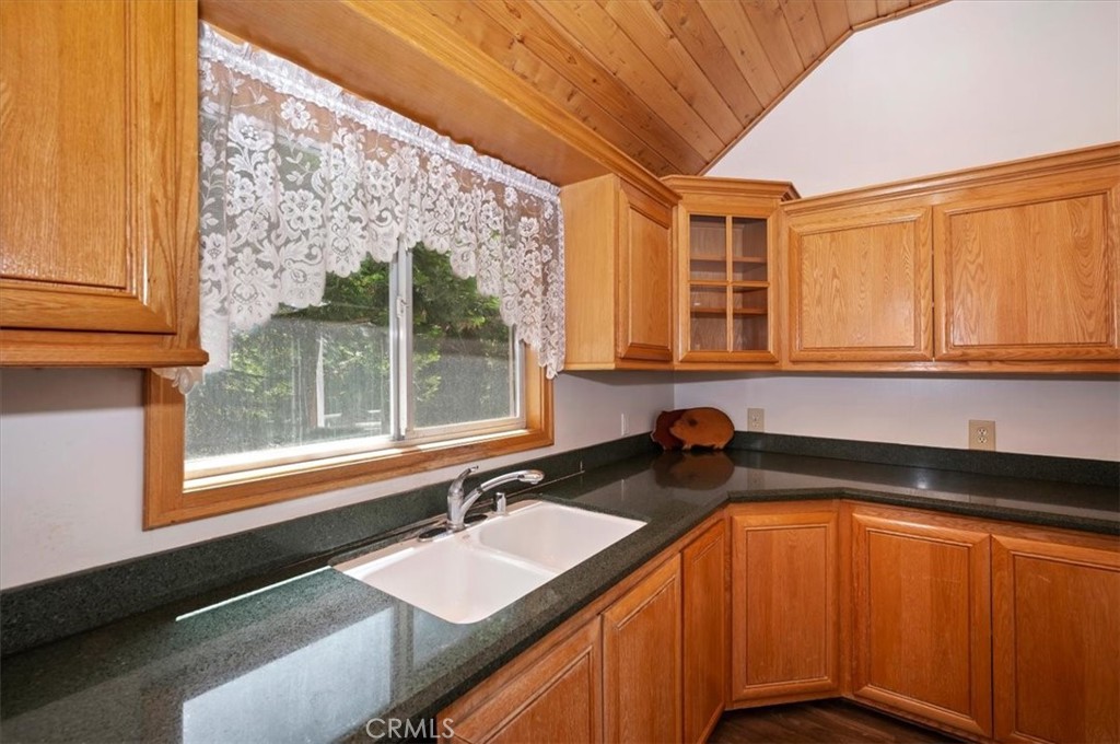 932 Cedar Drive Property Photo 17
