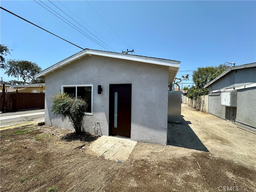 1936 W Valencia Drive A Property Photo 2