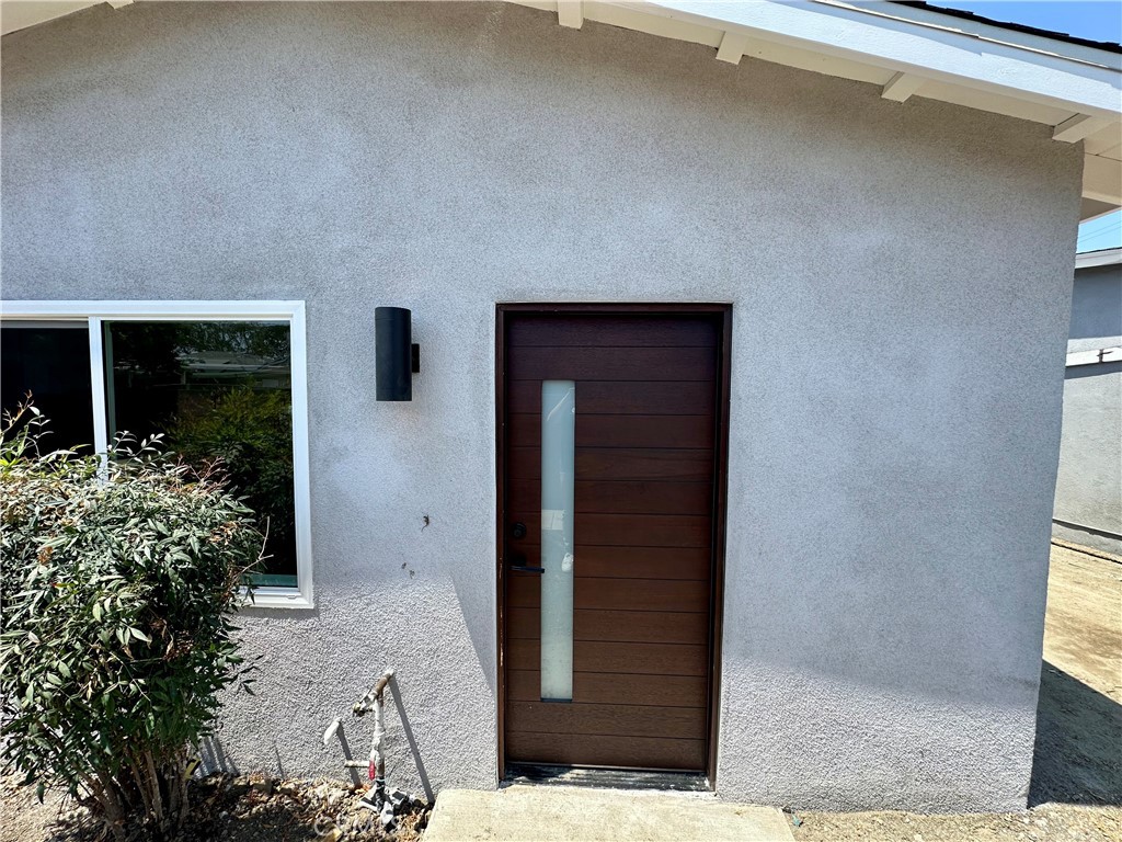 1936 W Valencia Drive A Property Photo 3