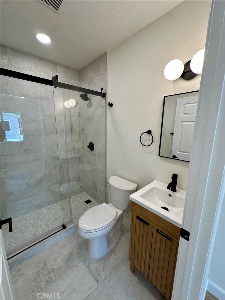 1936 W Valencia Drive A Property Photo 15