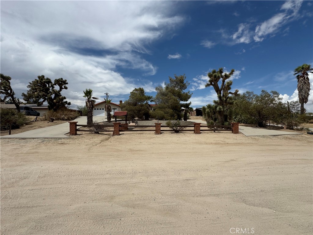 57374 Warren Property Photo 2