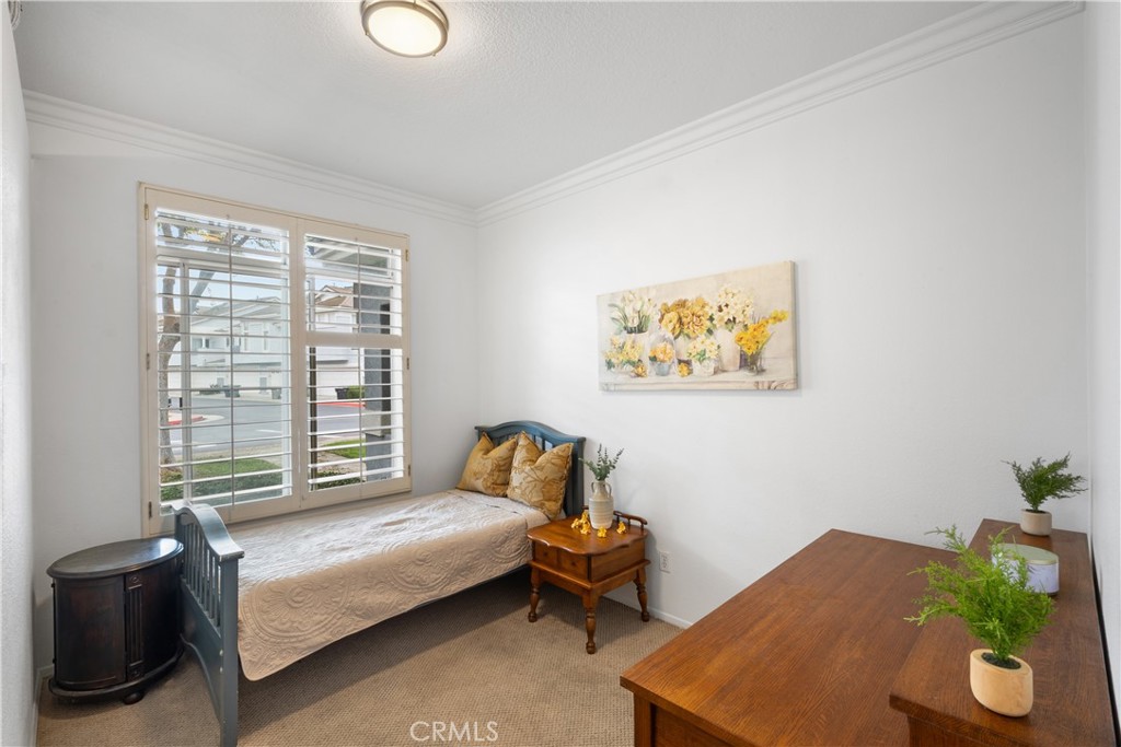 686 Azure Property Photo 12