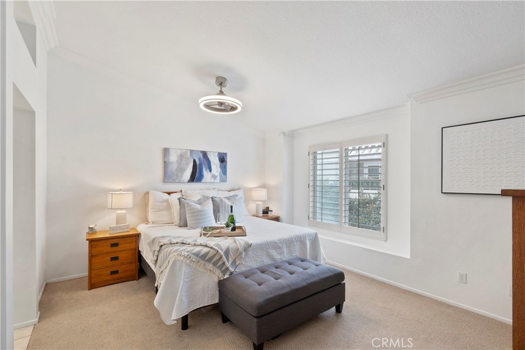 686 Azure Property Photo 19
