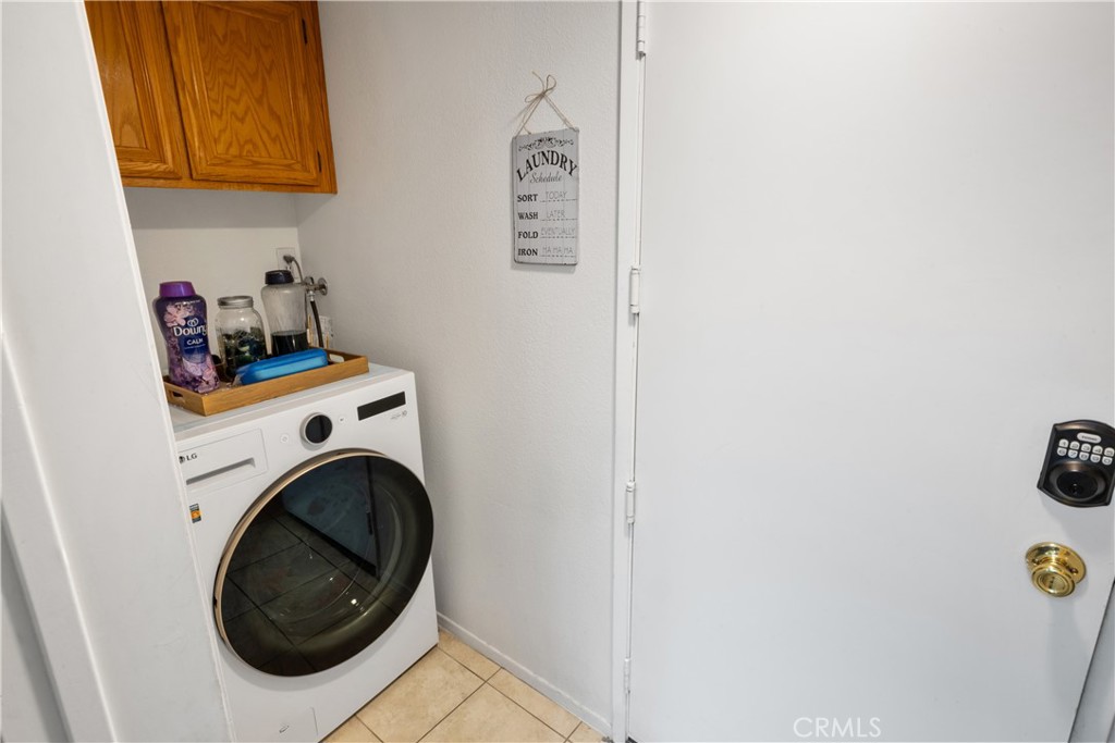 686 Azure Property Photo 24