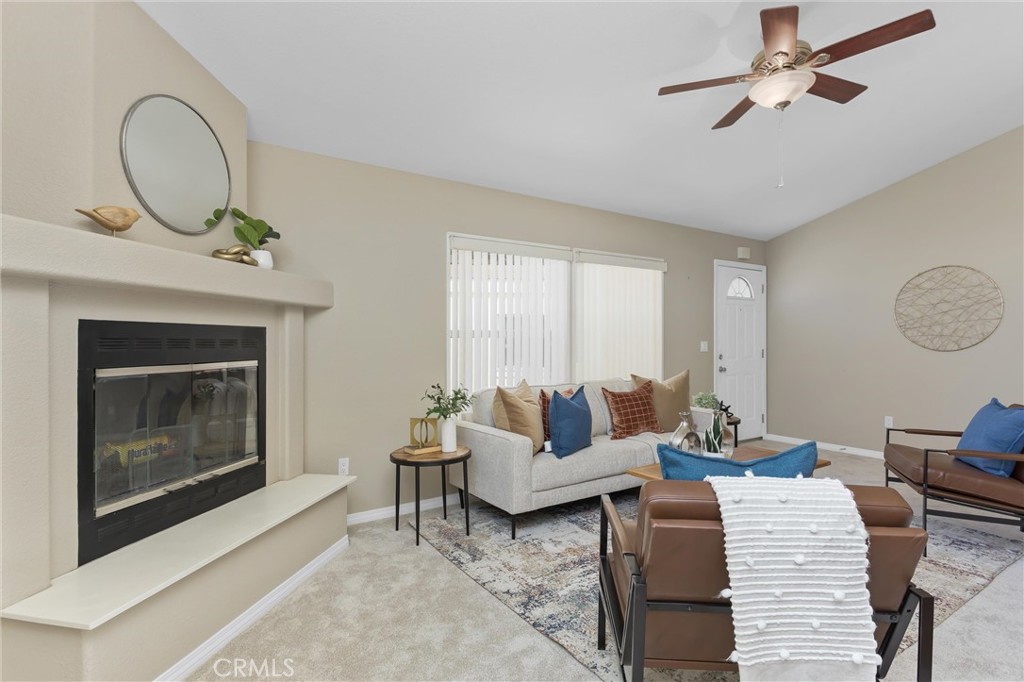 700 E Washington 185 Property Photo 7