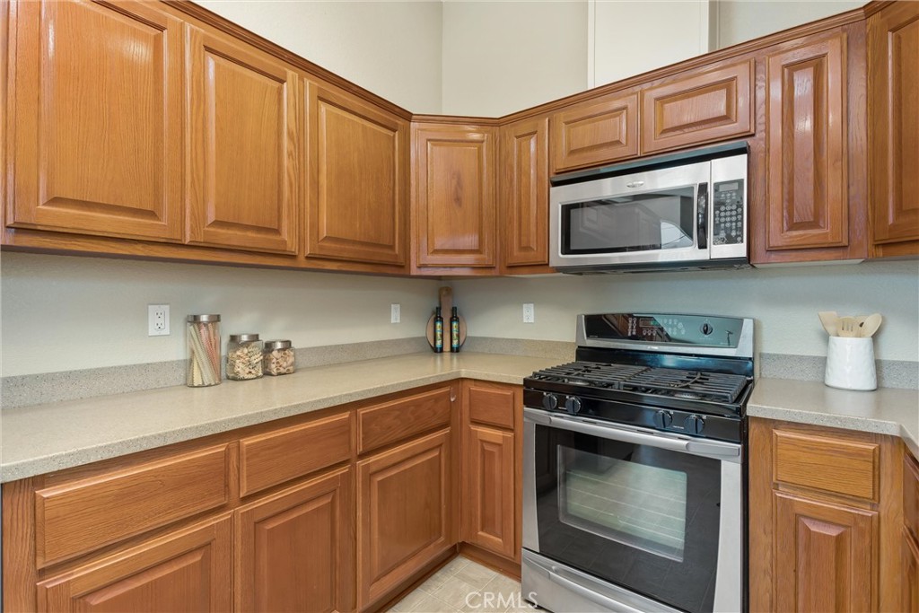 700 E Washington 185 Property Photo 13