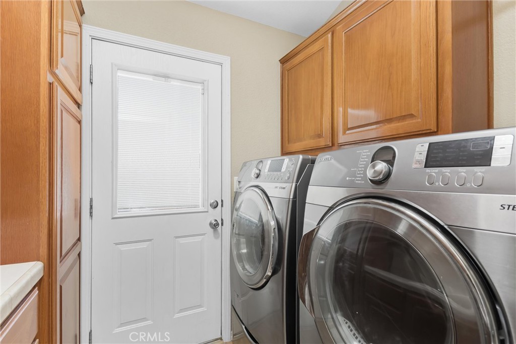 700 E Washington 185 Property Photo 19