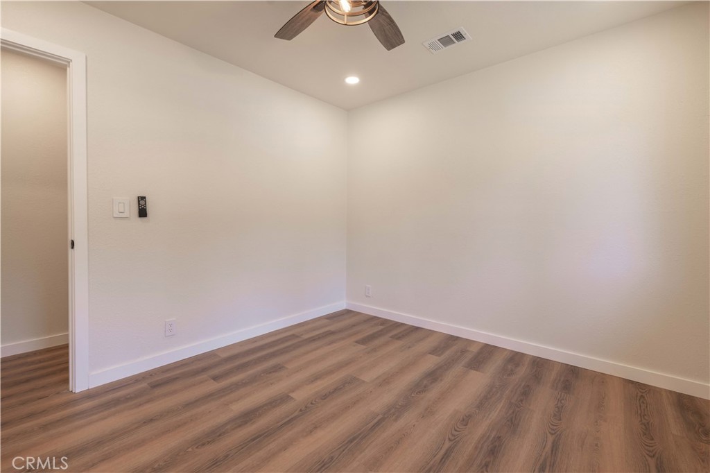 304 Greenspot Property Photo 23