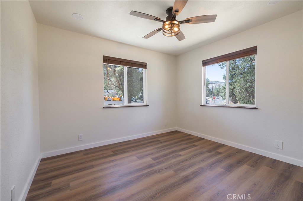 304 Greenspot Property Photo 27