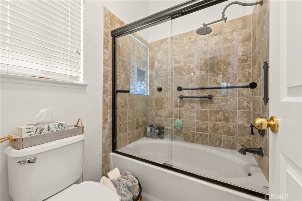 3027 Graceland Way Property Photo 20