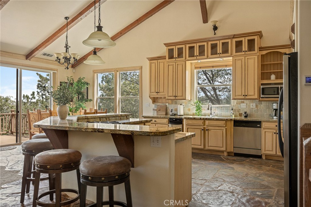 27920 Matterhorn Property Photo 8