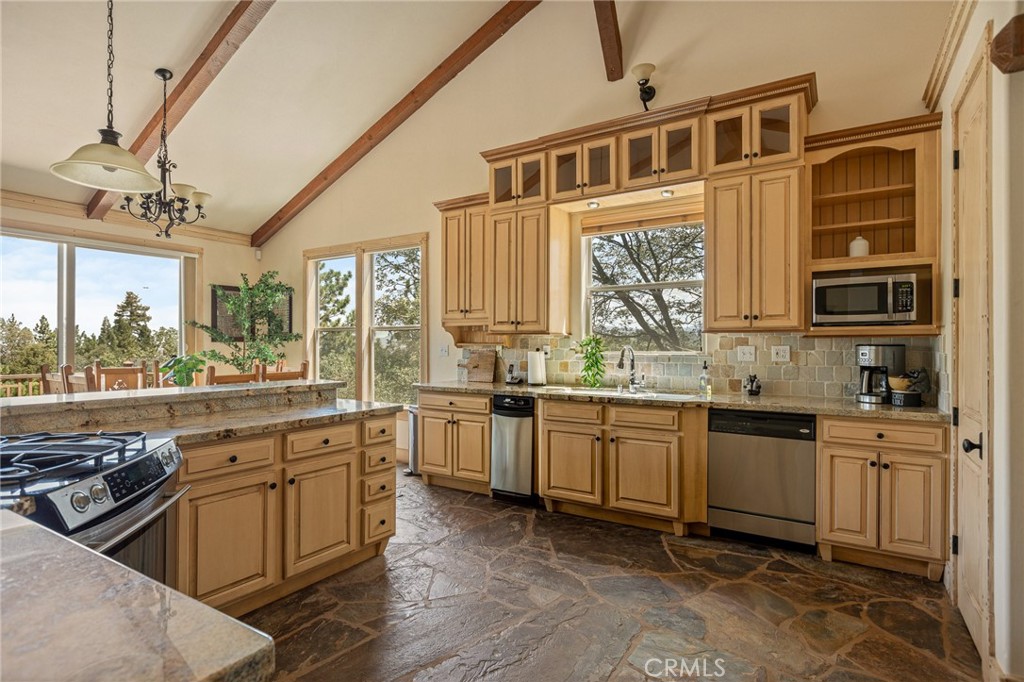 27920 Matterhorn Property Photo 11