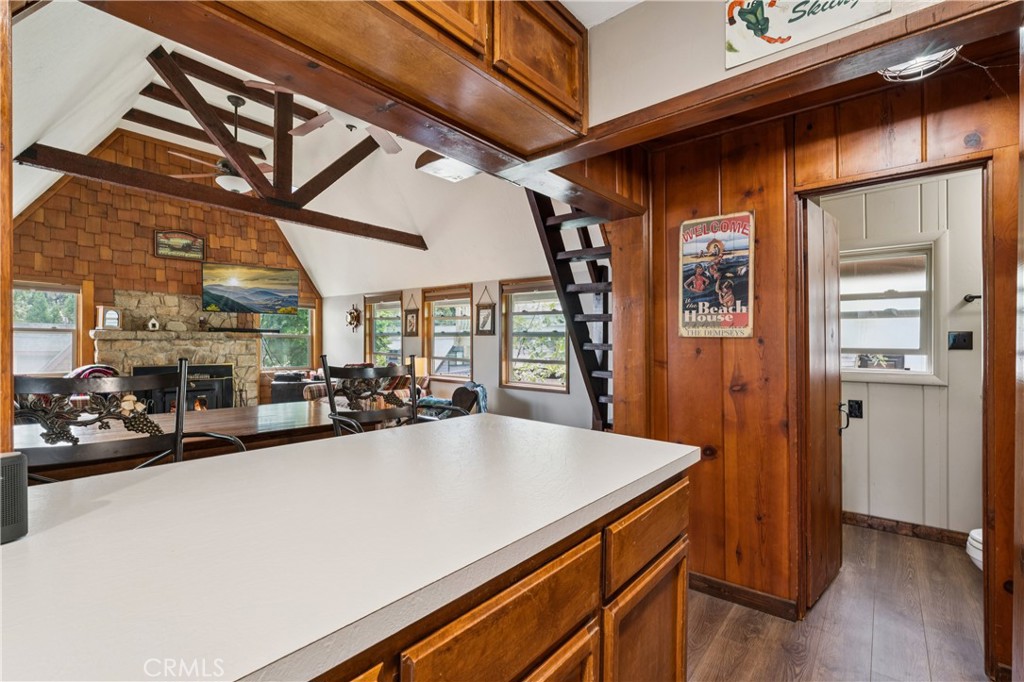 28815 Cedar Property Photo 8