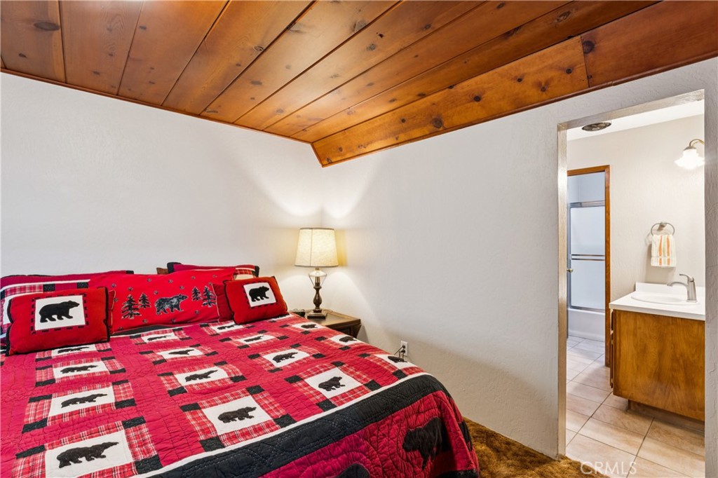 28815 Cedar Property Photo 13