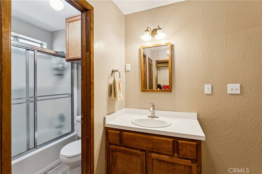 28815 Cedar Property Photo 15