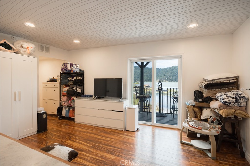 808 Penninsula Property Photo 30