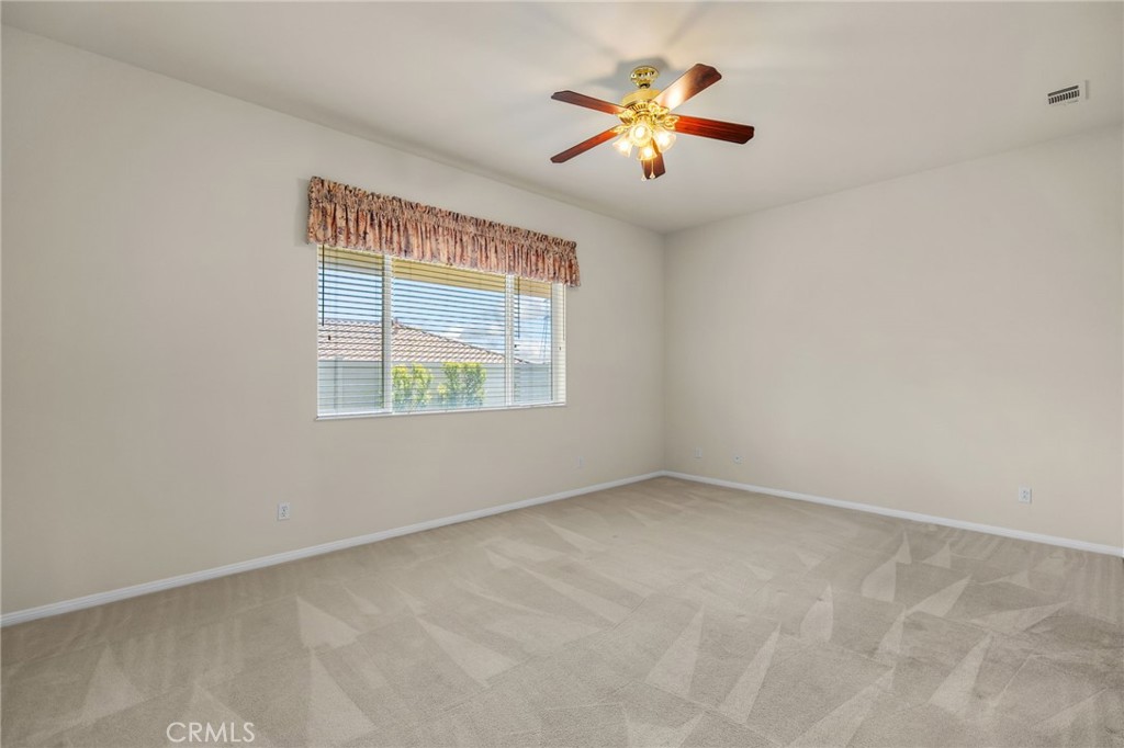957 Avenal Property Photo 11
