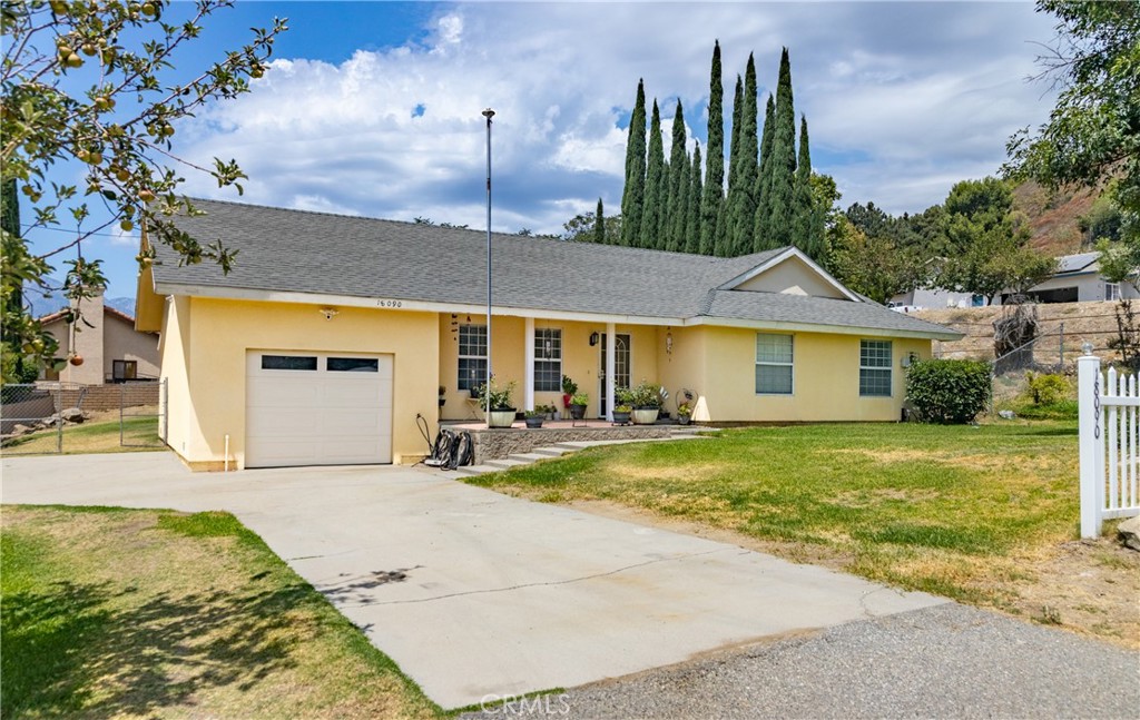 18090 Rancho Avenue Property Photo 2