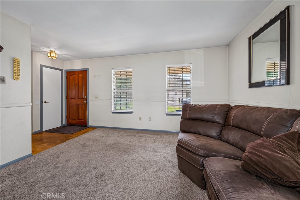 18090 Rancho Avenue Property Photo 6