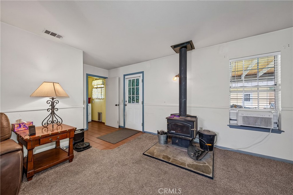 18090 Rancho Avenue Property Photo 8