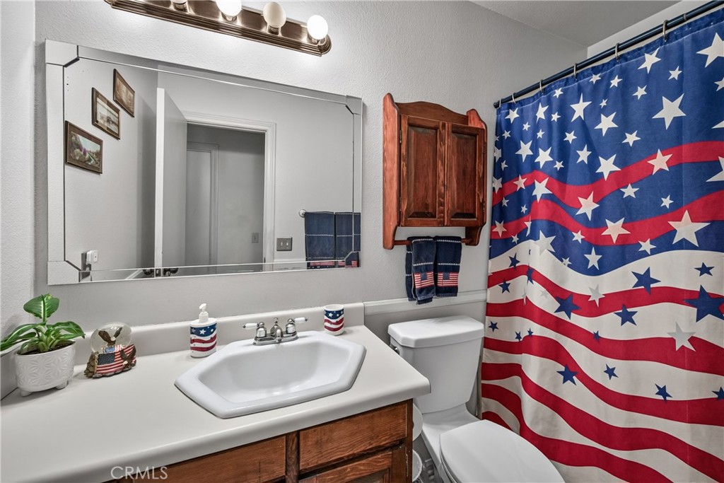 18090 Rancho Avenue Property Photo 18