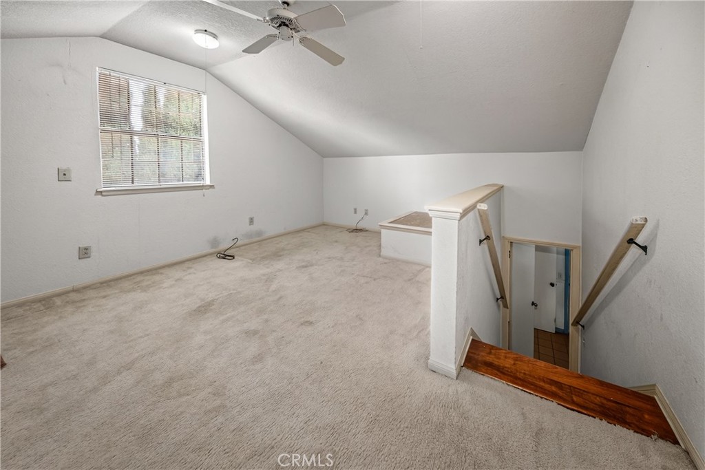 18090 Rancho Avenue Property Photo 20