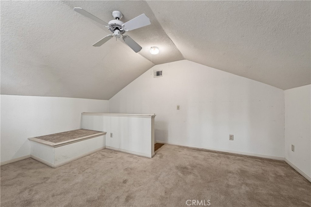 18090 Rancho Avenue Property Photo 21