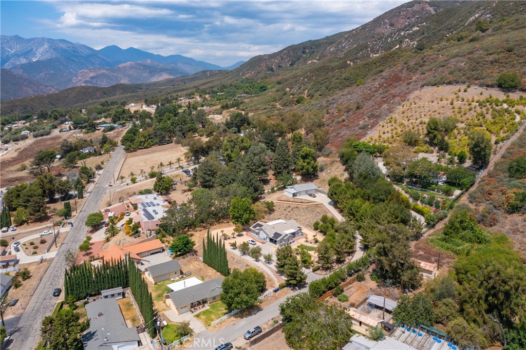 18090 Rancho Avenue Property Photo 26