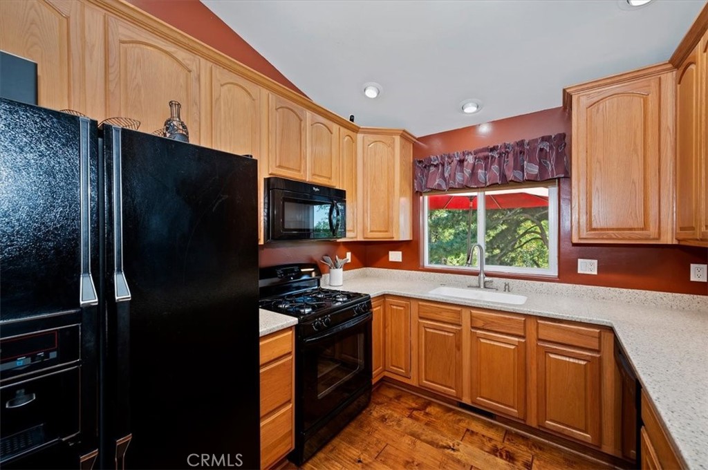31095 Old City Creek Rd Property Photo 22