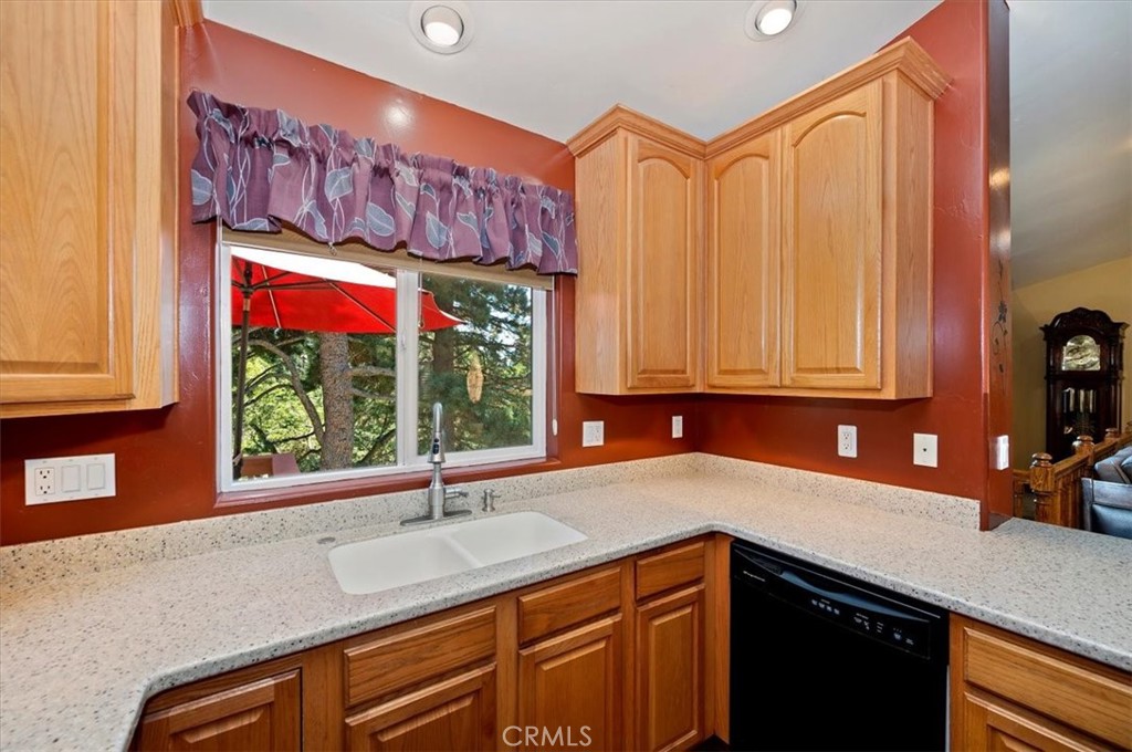 31095 Old City Creek Rd Property Photo 23