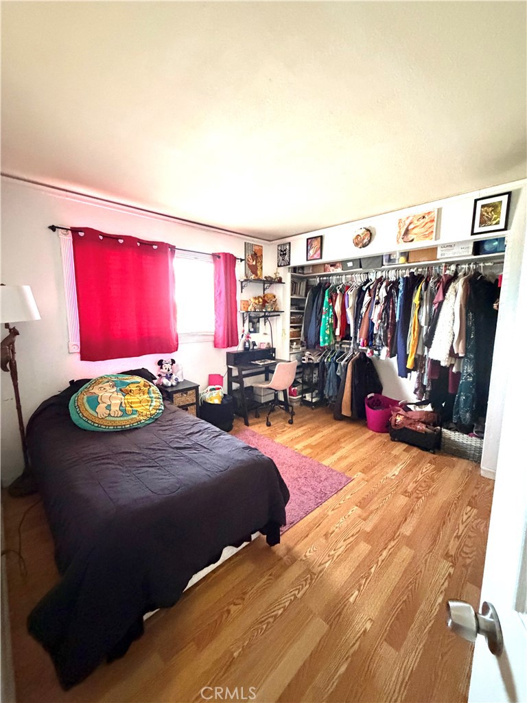 5211 Clara Street C Property Photo 26