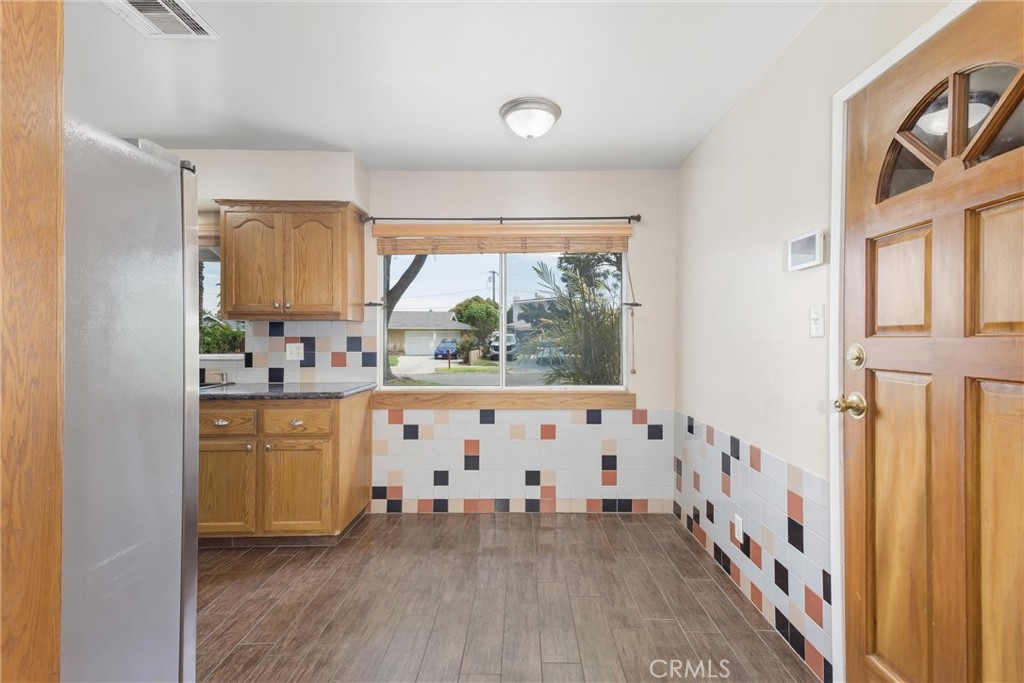 9053 Delano Property Photo 15