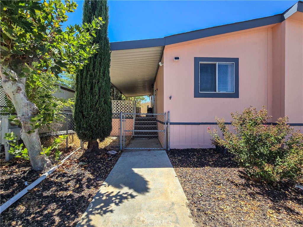 9161 Santa Fe E 37 Property Photo 4
