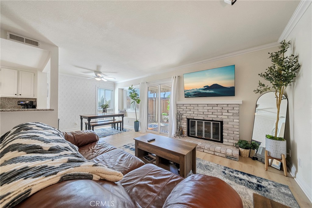 6635 Altawoods Way Property Photo 3
