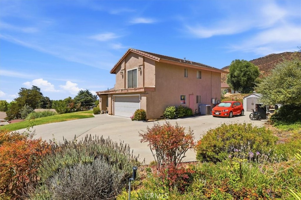 9157 Beauview Drive Property Photo 5