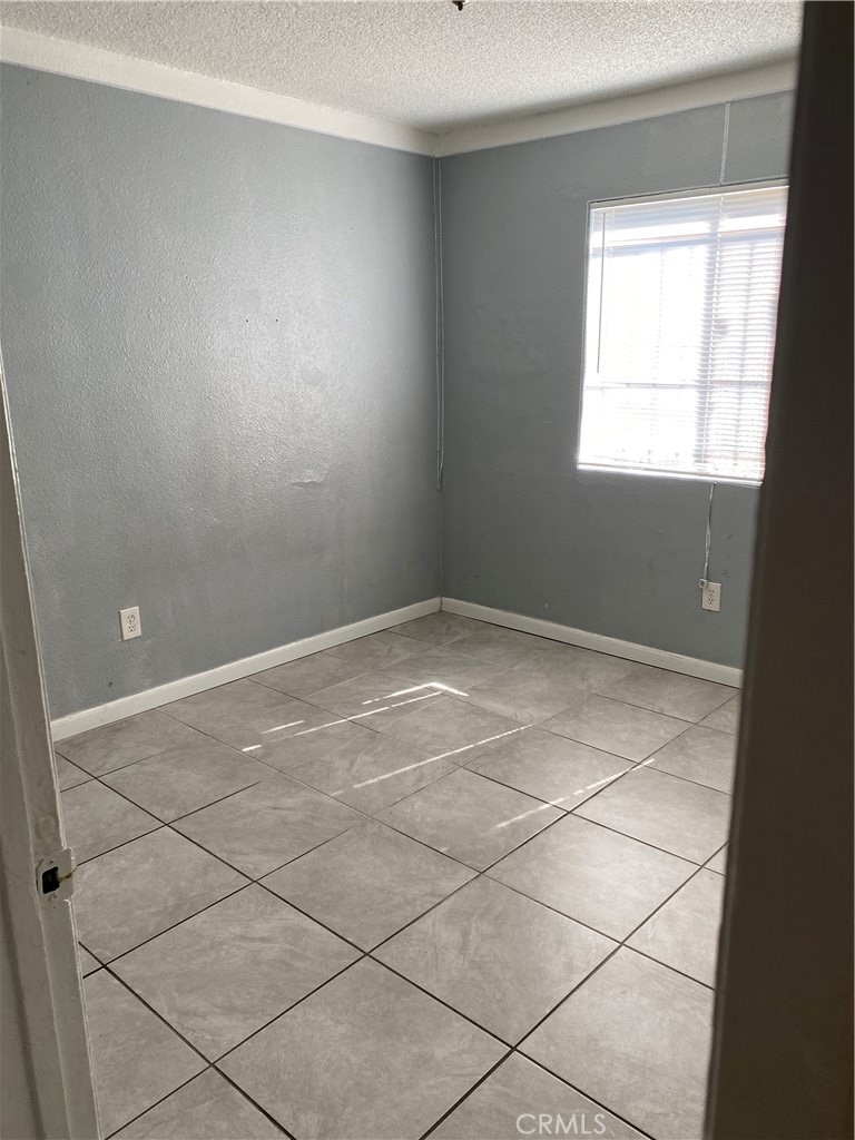 170 E Olive 1 Property Photo 3