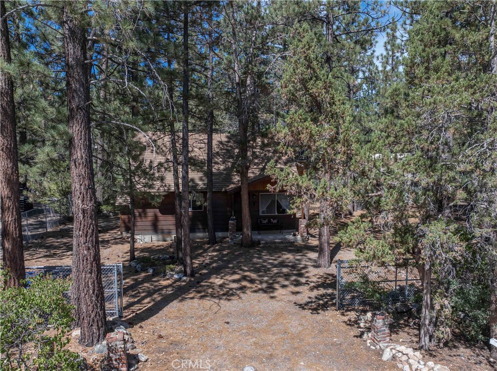 630 Pine Property Photo 2