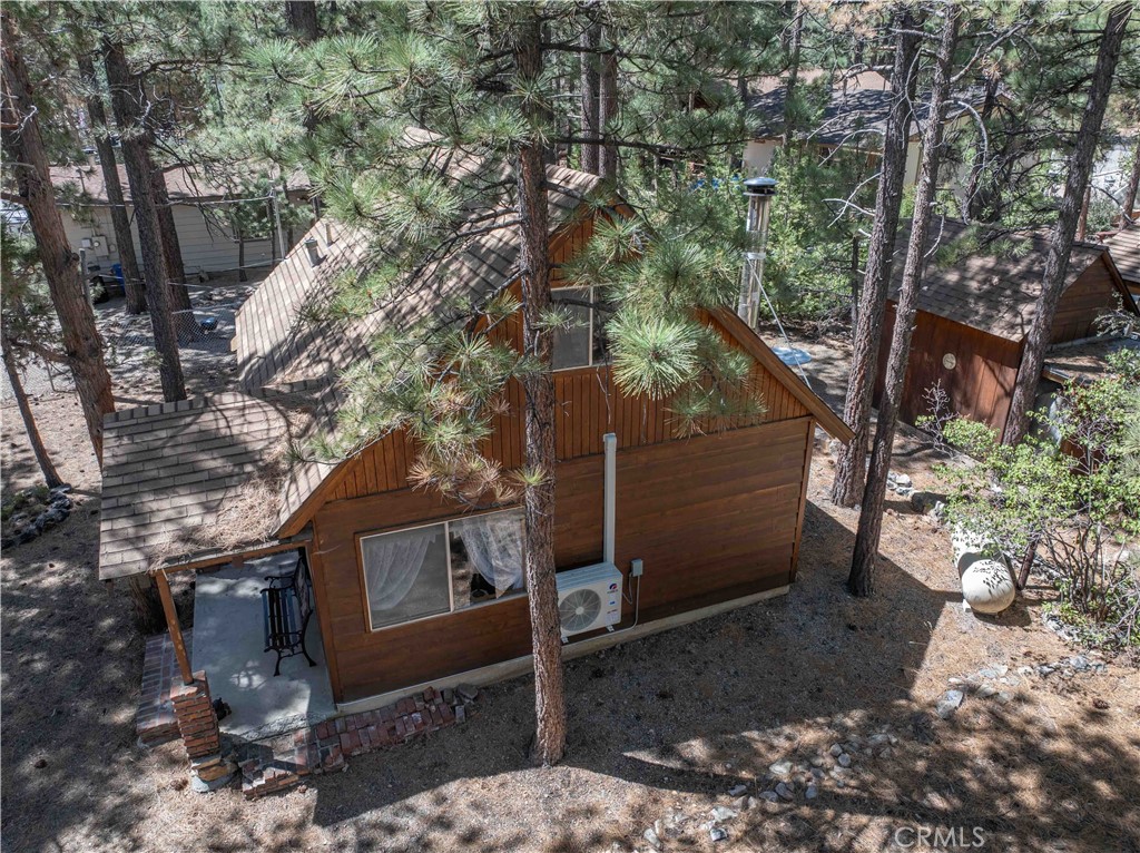 630 Pine Property Photo 3