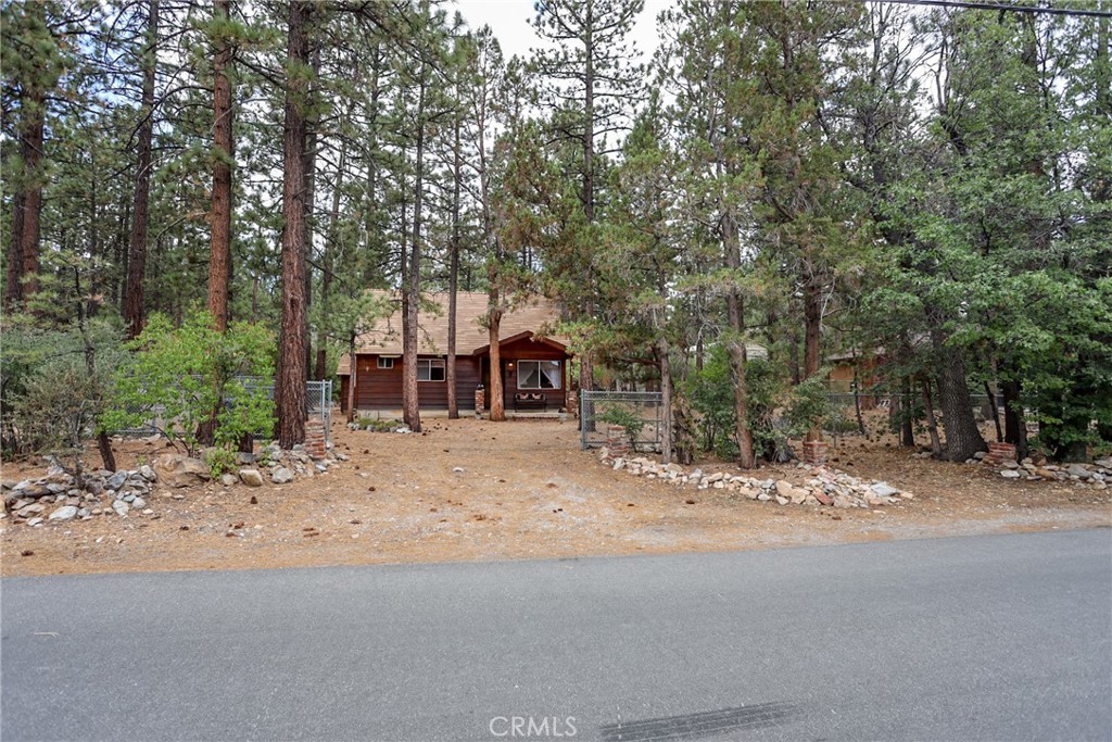 630 Pine Property Photo 4