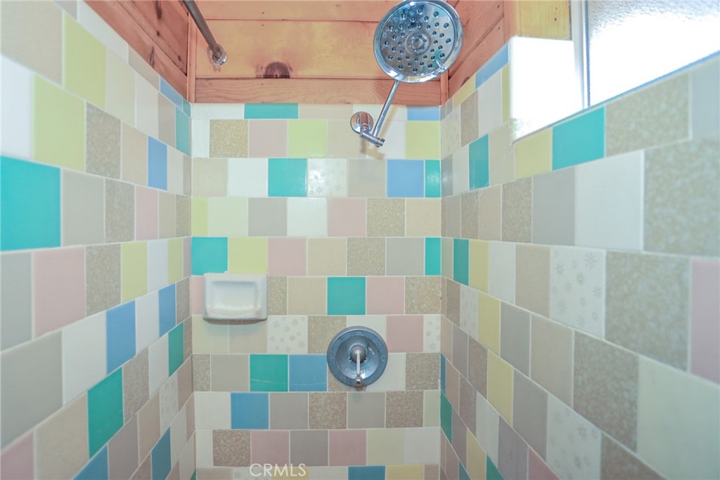 630 Pine Property Photo 25