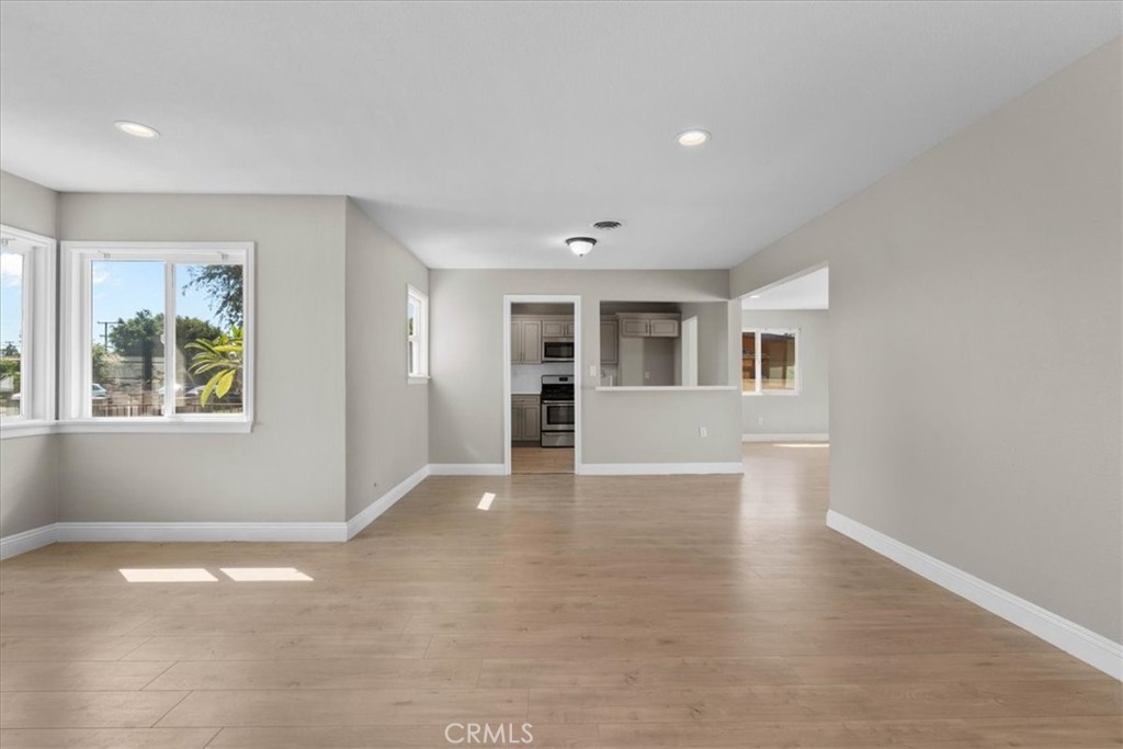 611 S Pine Property Photo 11