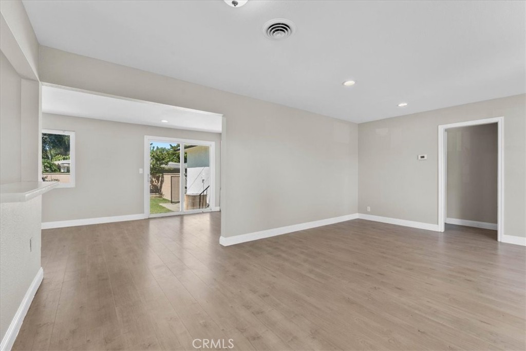 611 S Pine Property Photo 12