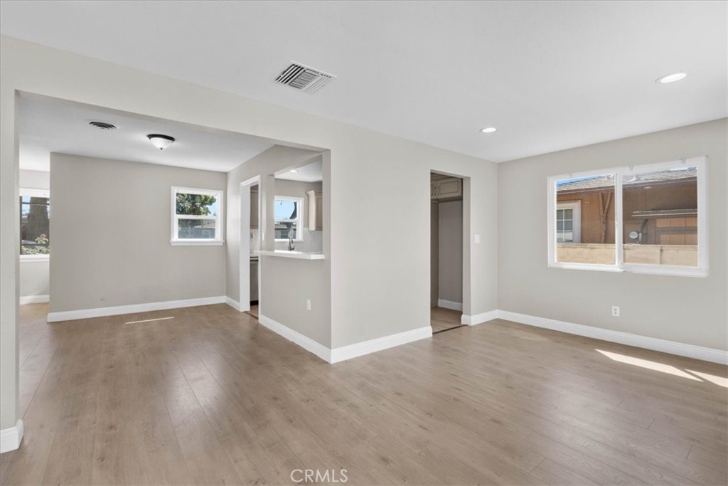 611 S Pine Property Photo 16