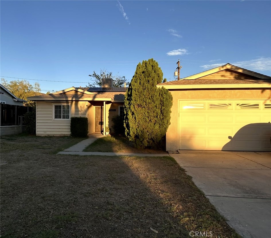 5095 N. Acacia Avenue Property Photo 1